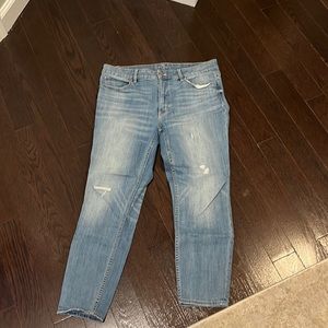 White House Black Market Skinny Crop Jeans